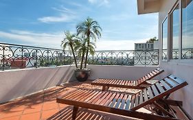 Hanoi E Central Luxury Hotel